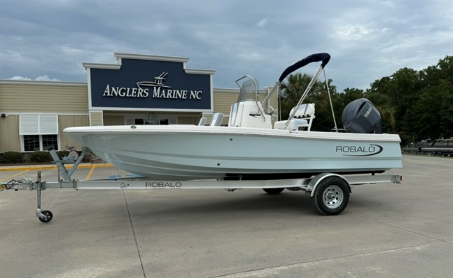 2026 Robalo 206 Cayman Ice Blue 